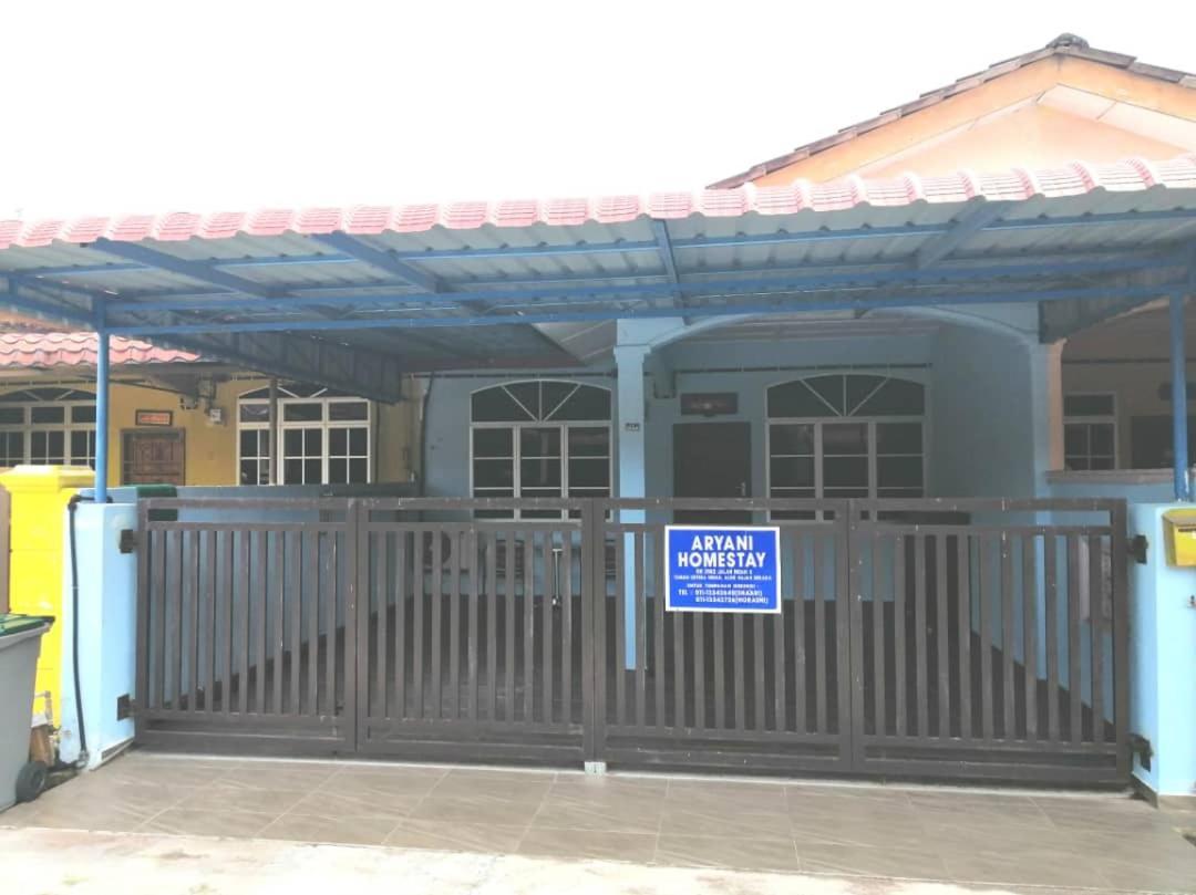 Aryani Homestay Kampong Kelemak Exterior photo